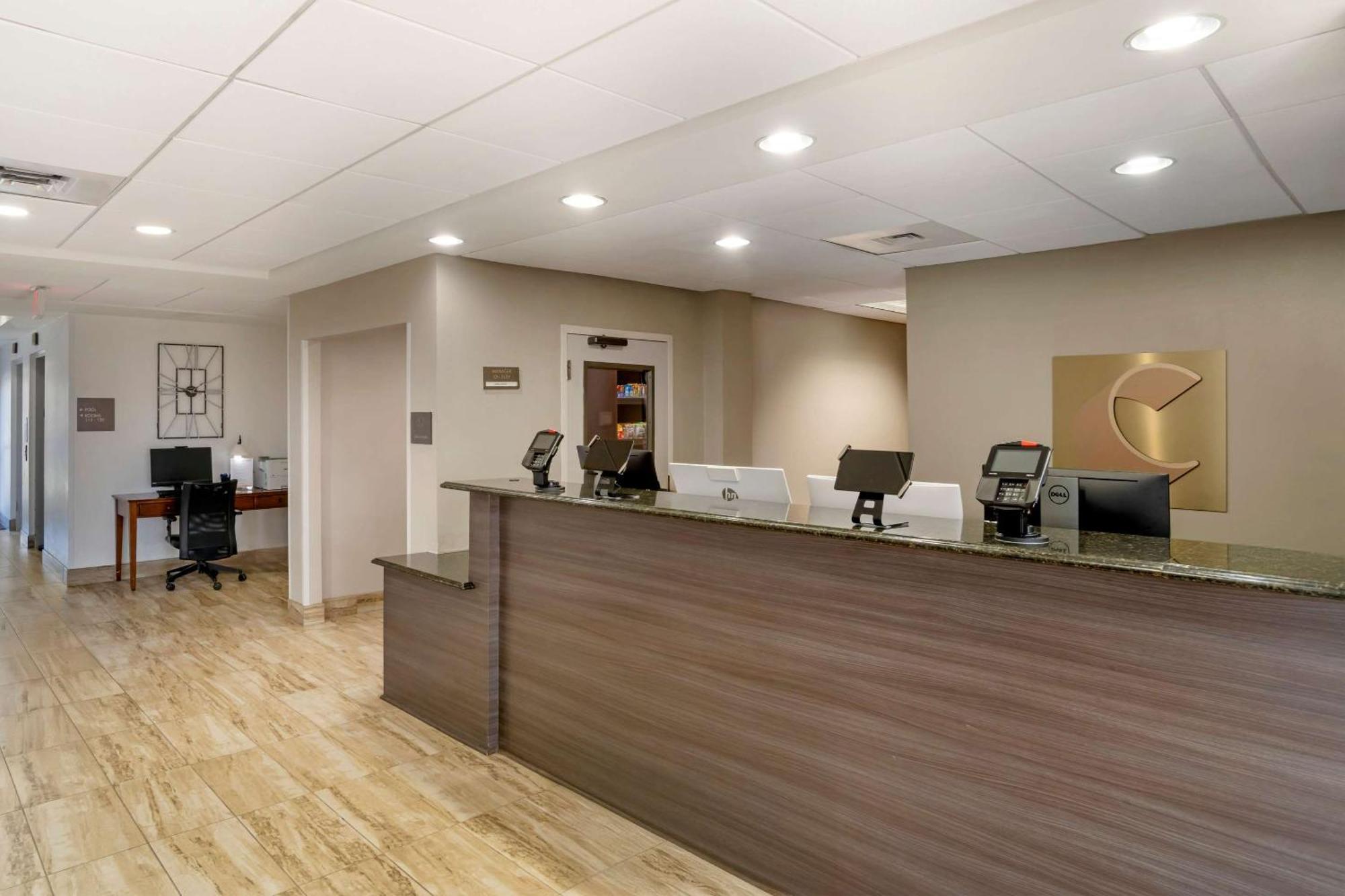 Comfort Suites Near Birkdale Village- Huntersville Exterior foto