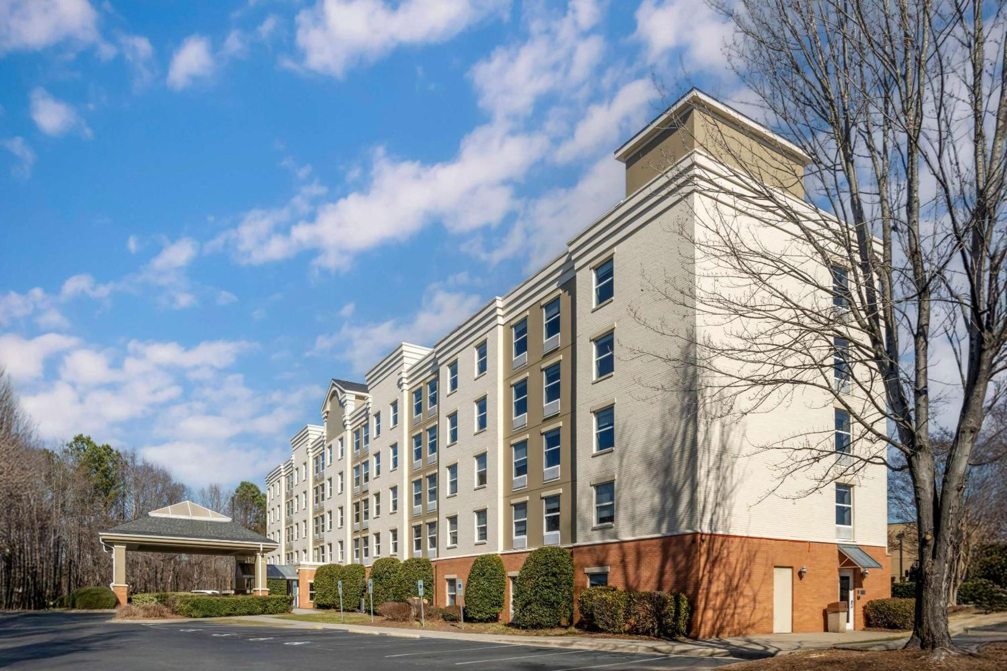 Comfort Suites Near Birkdale Village- Huntersville Exterior foto