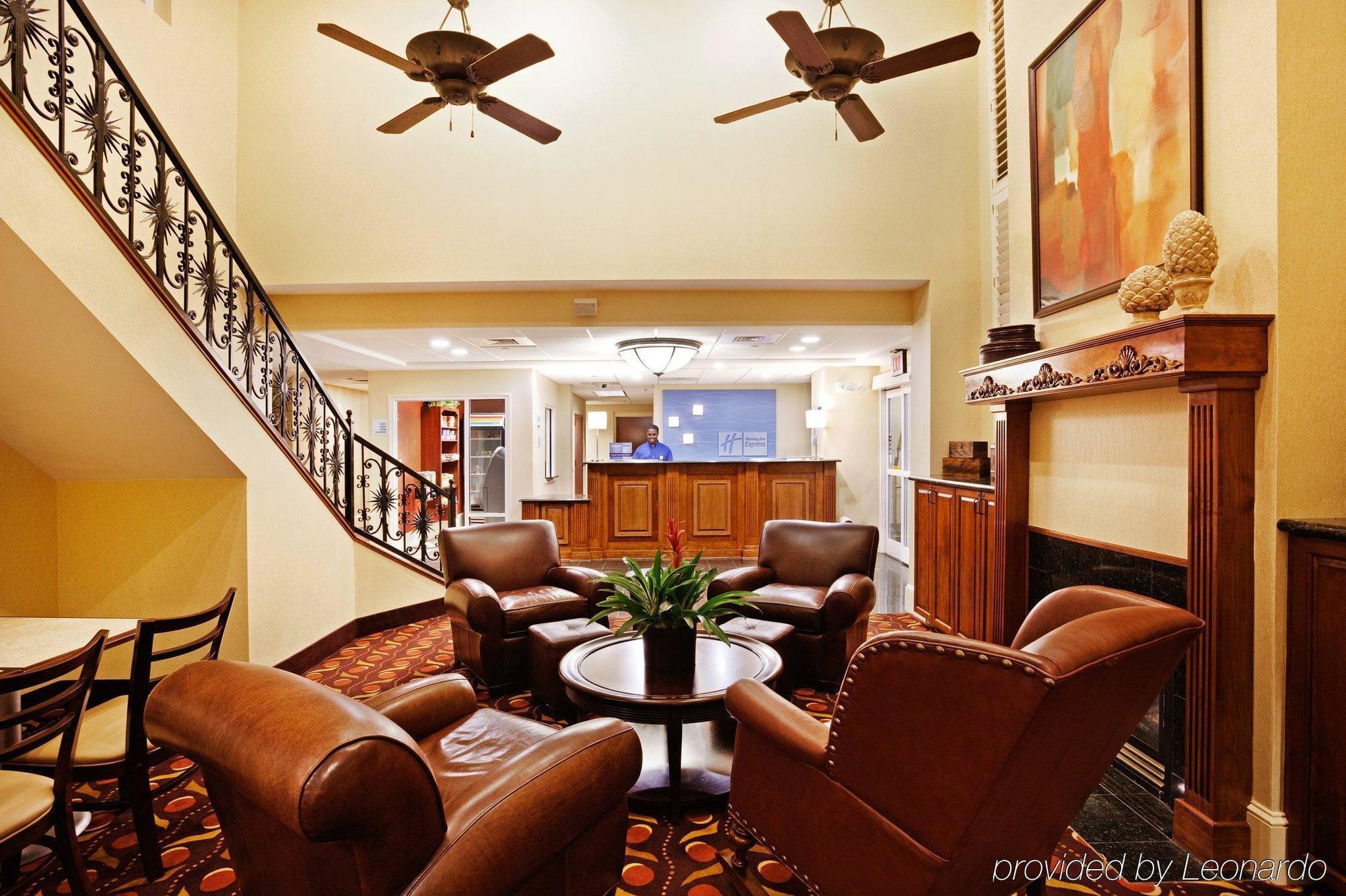 Comfort Suites Near Birkdale Village- Huntersville Interior foto