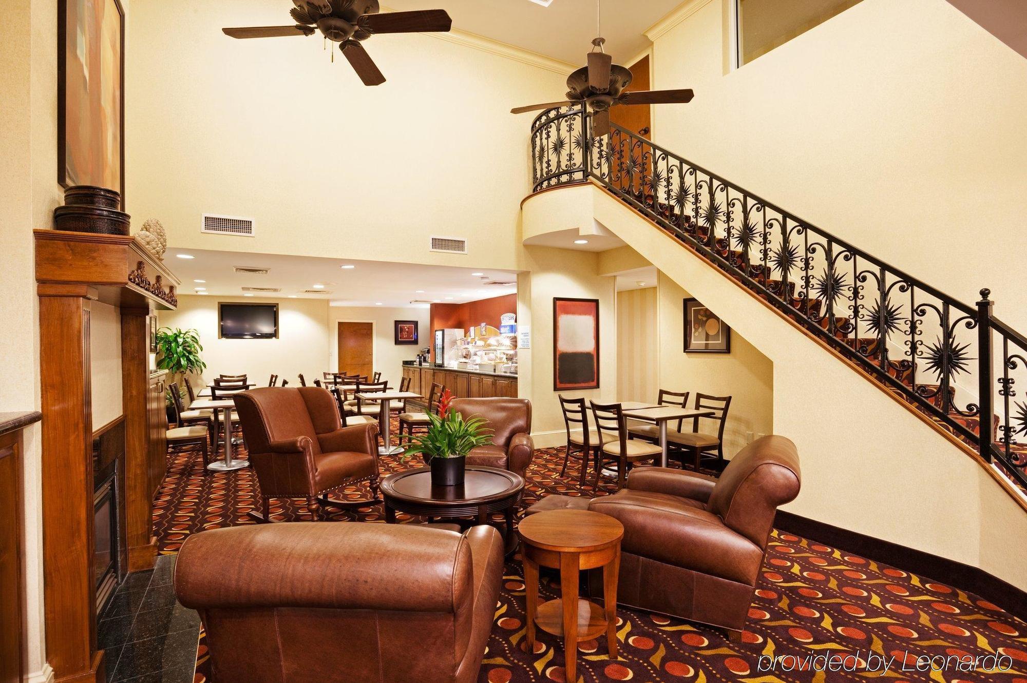 Comfort Suites Near Birkdale Village- Huntersville Interior foto