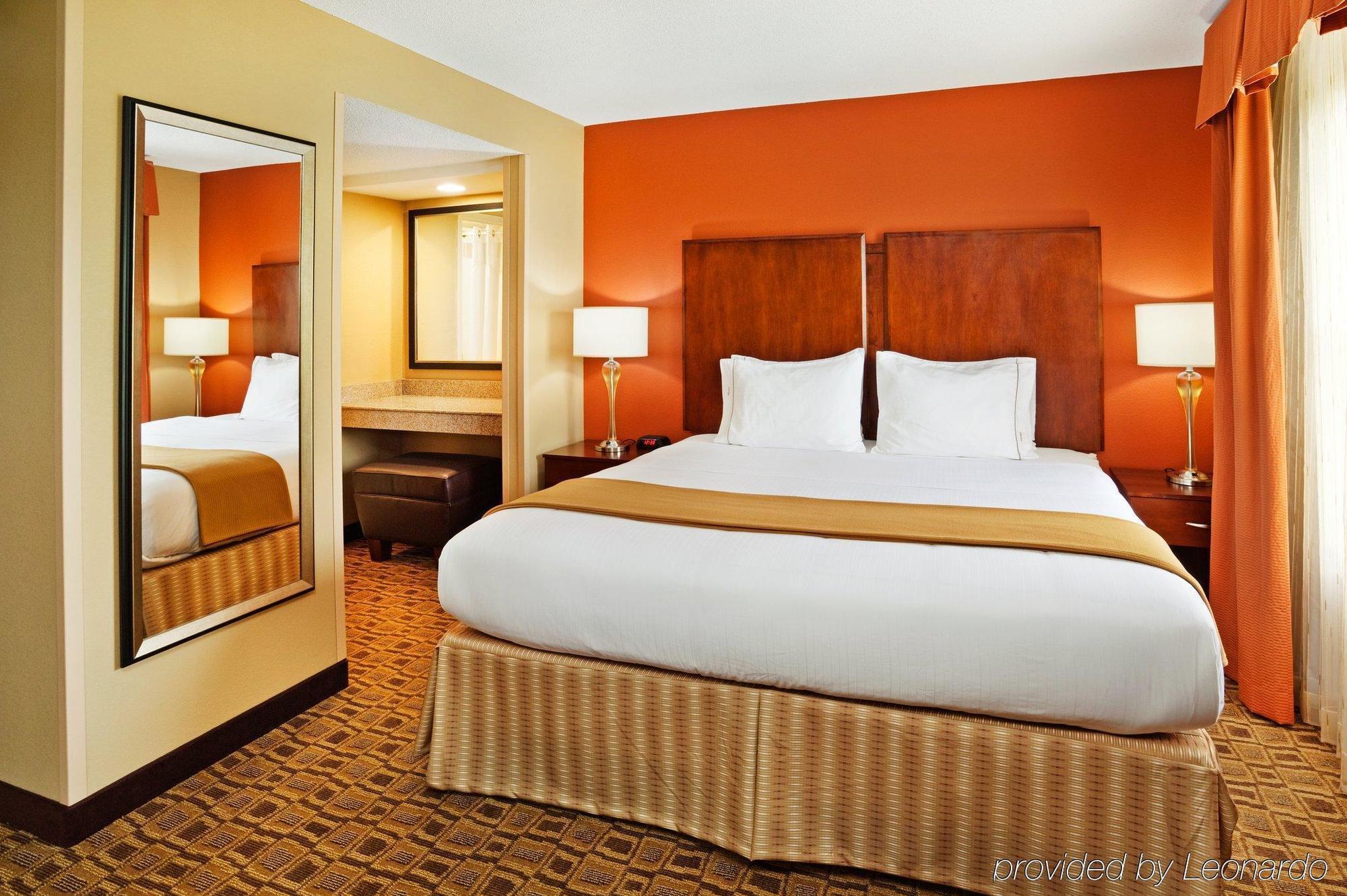 Comfort Suites Near Birkdale Village- Huntersville Zimmer foto